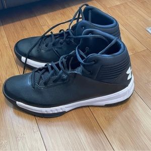 Under Armour Basketball Shoes